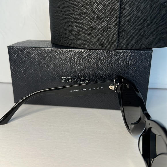 New - Prada PR 13YS Black  cat-eye sunglasses 0PR 13YS - Picture 12 of 13